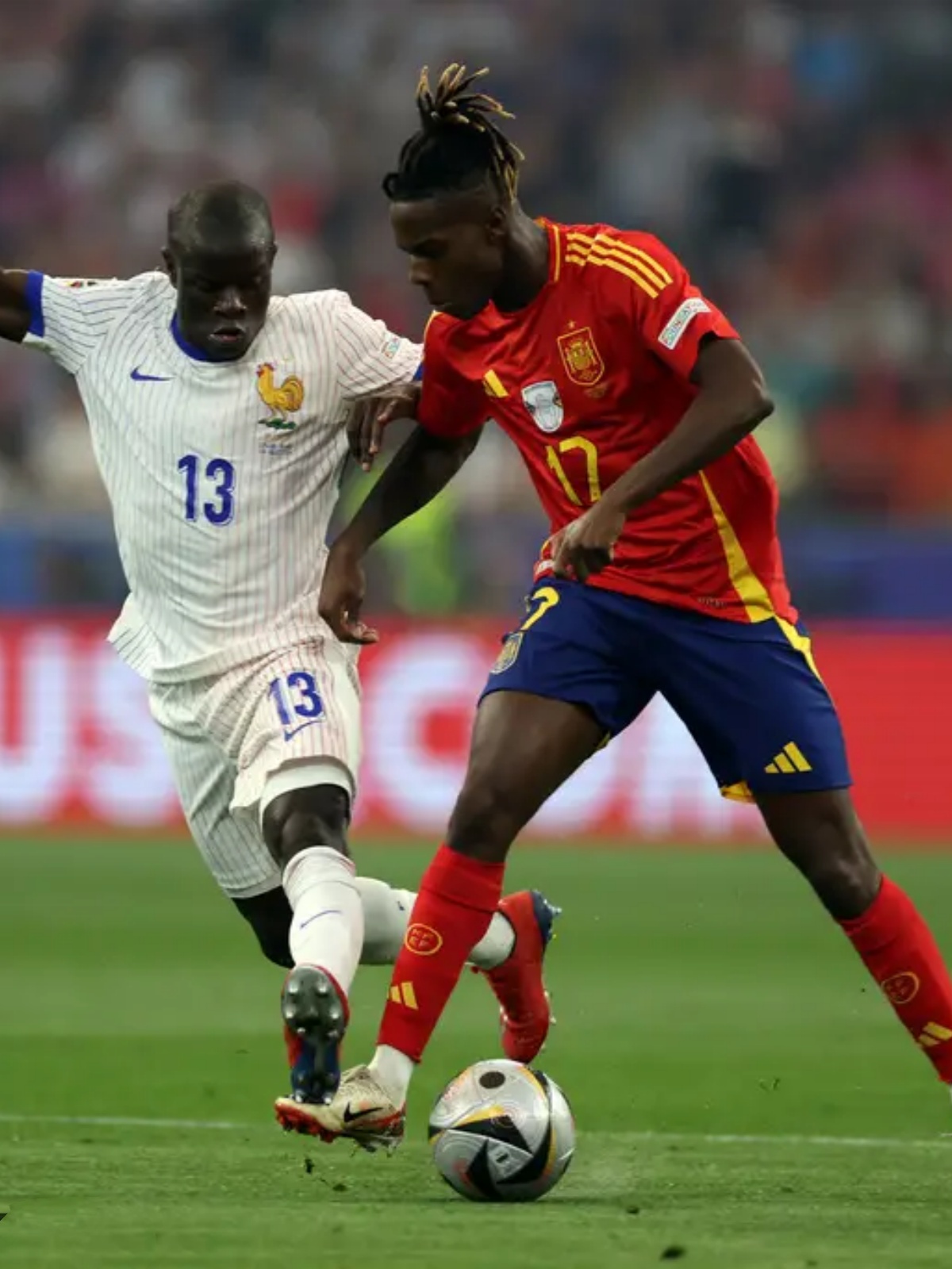 西班牙客场大胜黑山，西班牙-轻松晋级