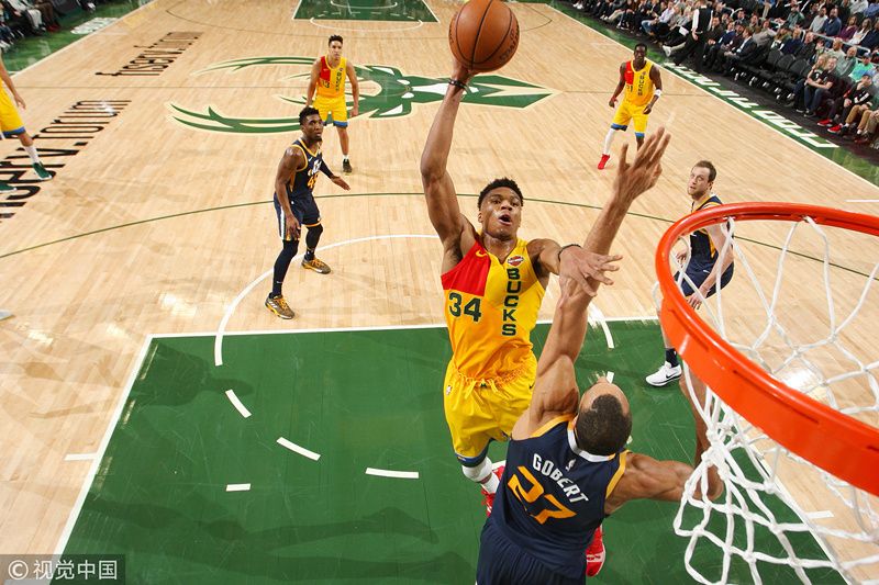 爵士险胜广东队,字母哥统治全场 爵士险胜广东队,字母哥统治全场