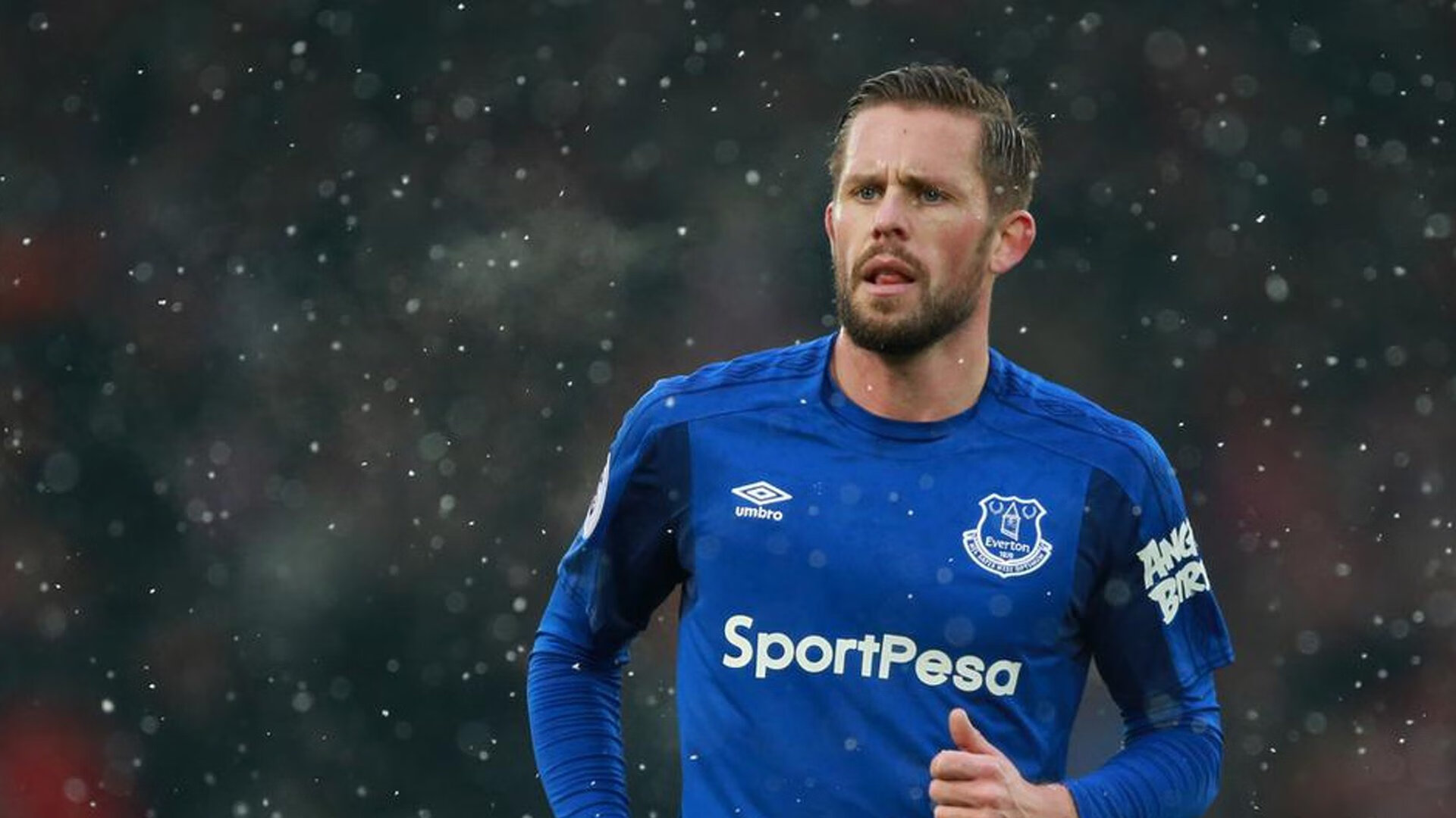 意甲焦点战之夜，三笘薰带动全队节奏，亚洲之光闪耀亚平宁